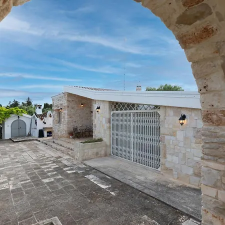Trullo Ulivo With Pool Villa *