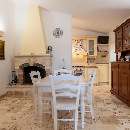 Trullo Ulivo With Pool Villa *