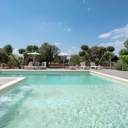 Trullo Ulivo With Pool * Carovigno
